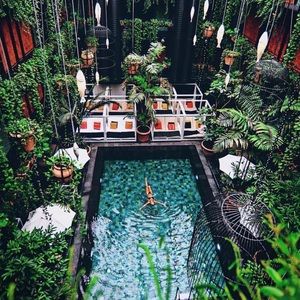 Meet your Posher, Gaby